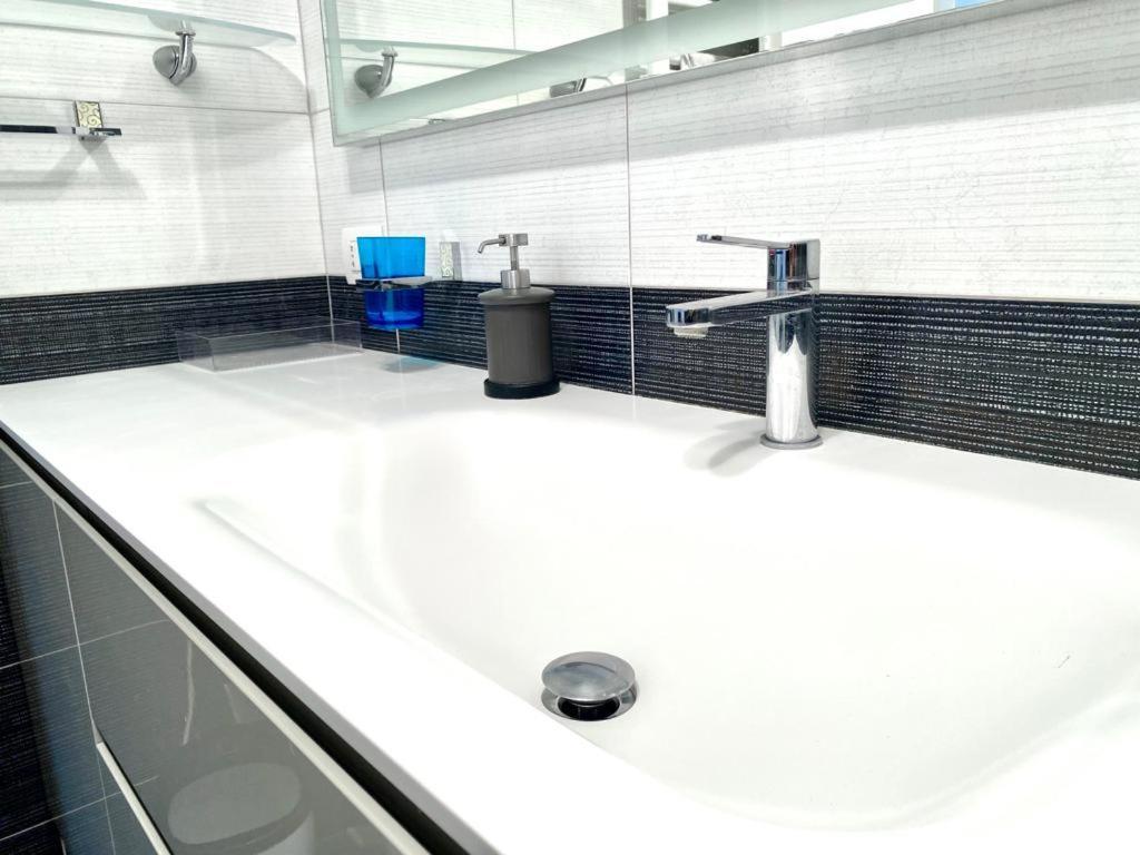 Mpm - Belinzaghi 5 6 Pax Apartment Milan Exterior photo